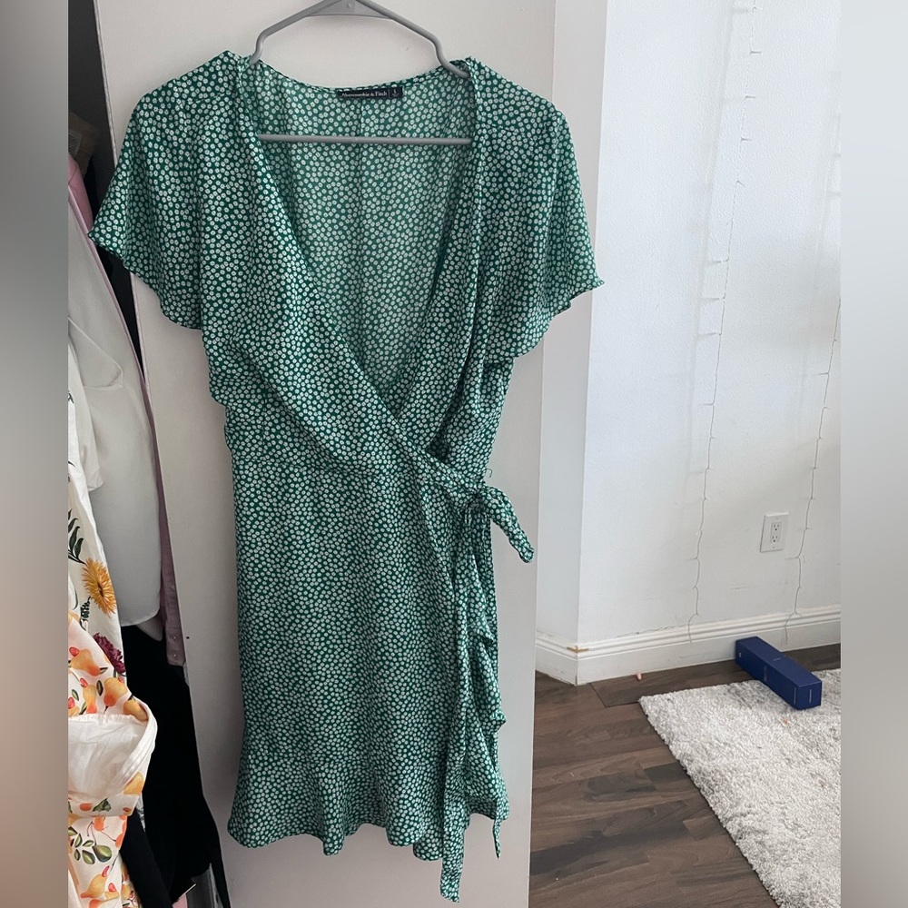 Abercrombie and Fitch Green Wrap Dress